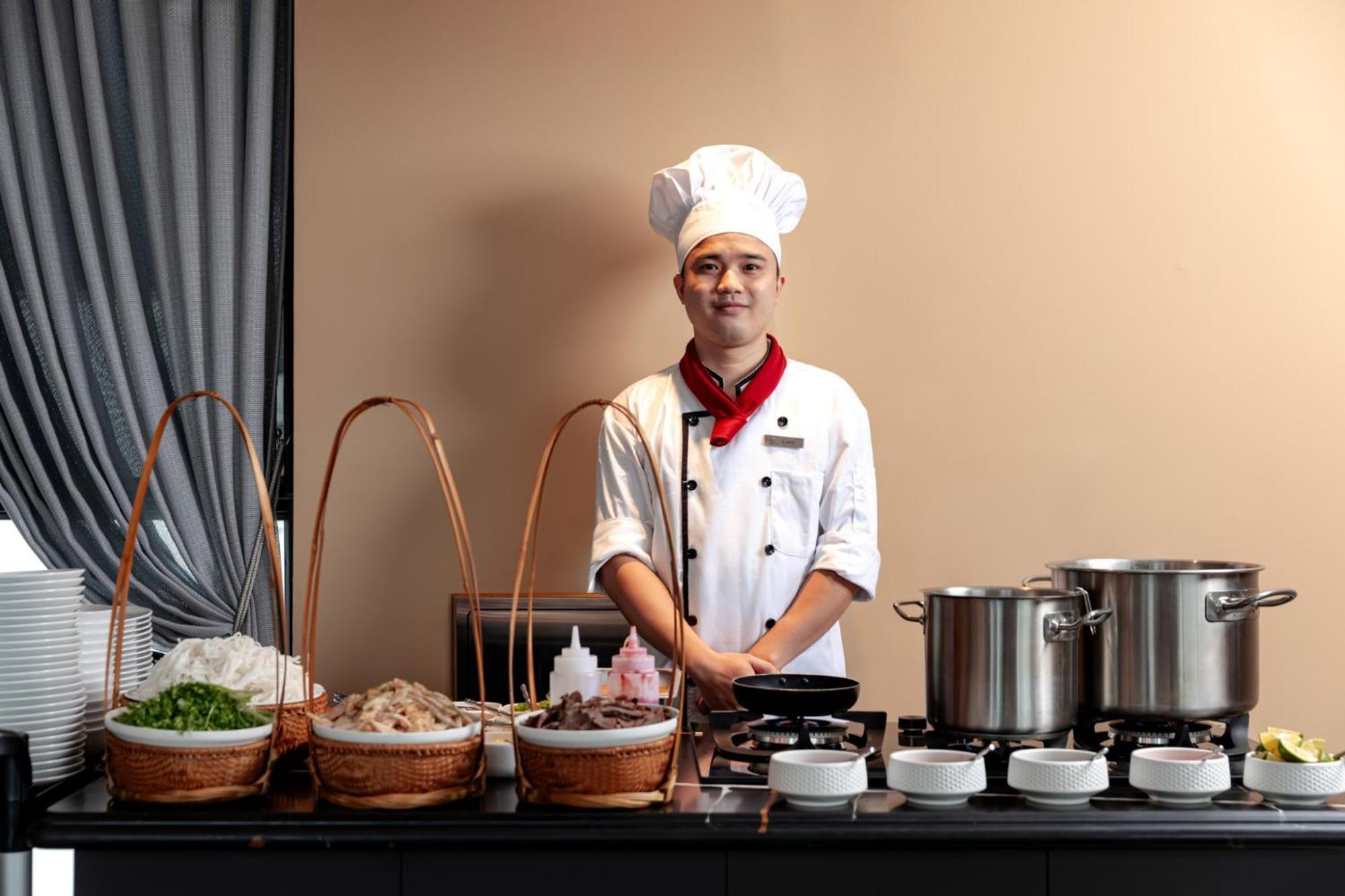 La Siesta Classic Hang Thung Hanoi Bagian luar foto A live kitchen at a hotel